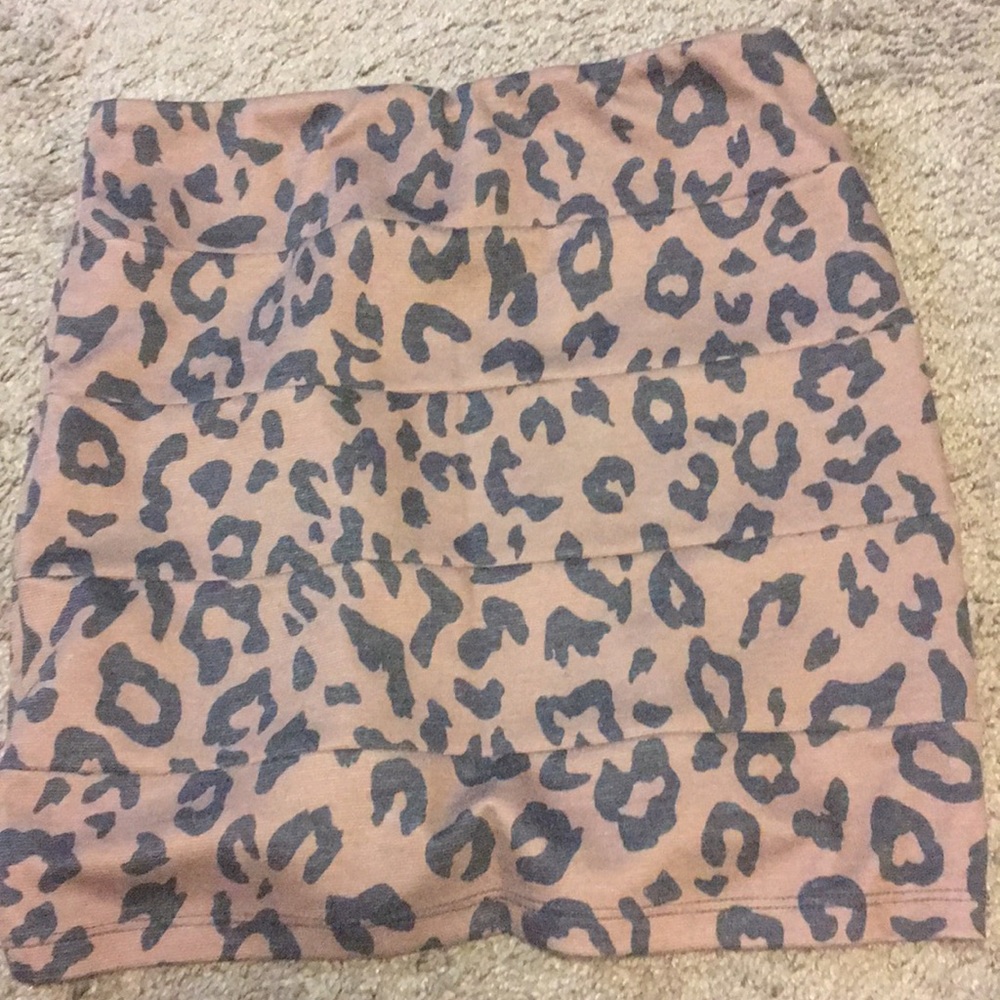 Leopard print body con mini skirt